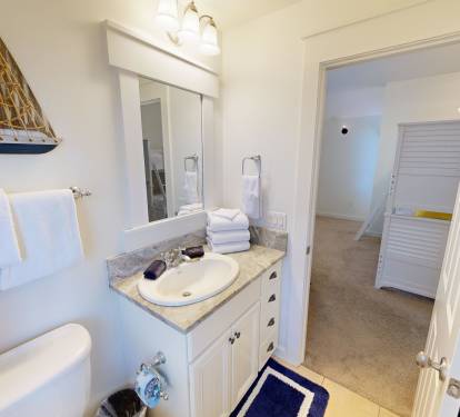 Guest Bathroom 2 (2nd Floor)