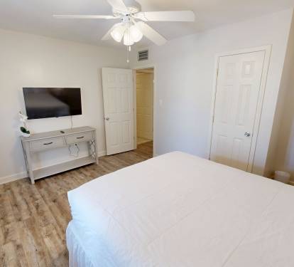 Bedroom 2 (1st Floor)