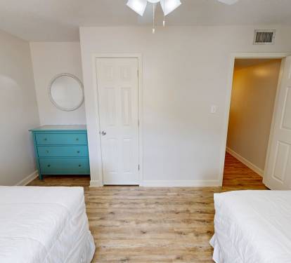 Bedroom 1 (1st Floor)