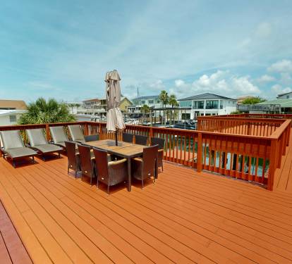 2nd Floor Deck