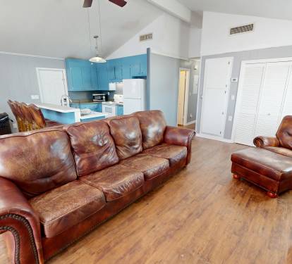 Living Room (2nd Floor)