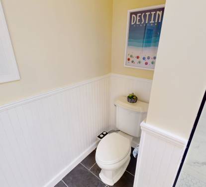 Guest Bathroom 3