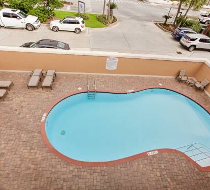 Community pool