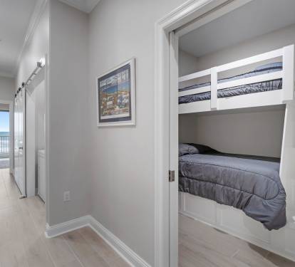 3rd Floor Bunk Room (Twin Over Full)