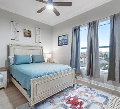 3rd Floor Guest Bedroom 2 (Queen)