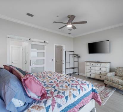 3rd Floor Master Bedroom (King)