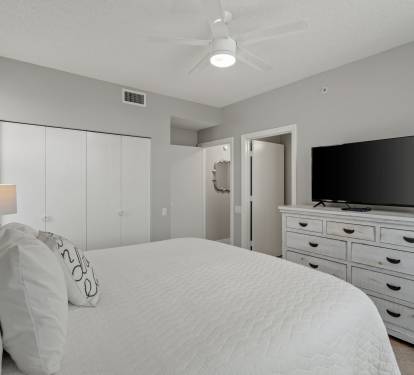 Guest Bedroom 2 (King)