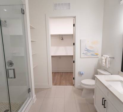 En-Suite Bathroom
