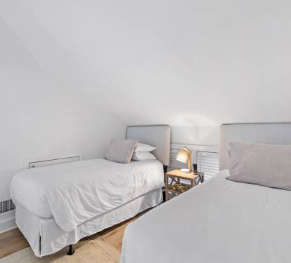 Loft - Furnished with Two Twin Beds