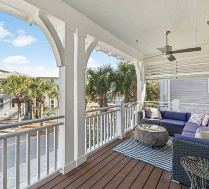 Relax on the 2nd Floor Balcony!