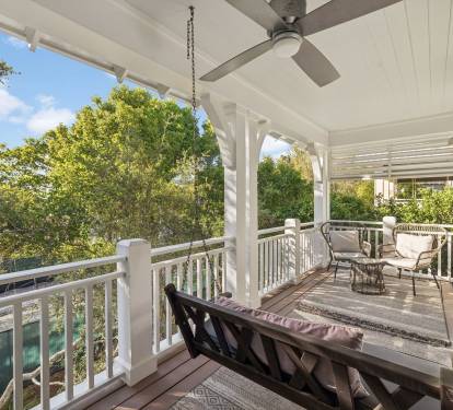 Enjoy Evening Cocktails on the Private Balcony!