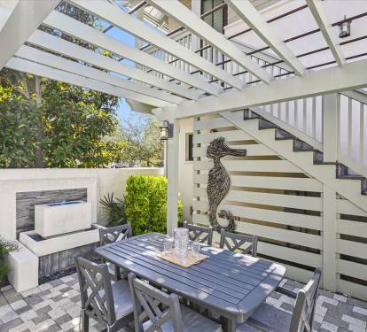 Enjoy Al Fresco Dining for 6
