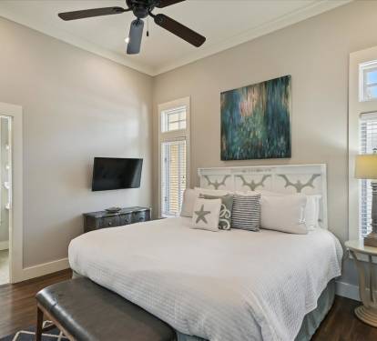 Primary King Suite - Equipped with a Flat-Screen TV