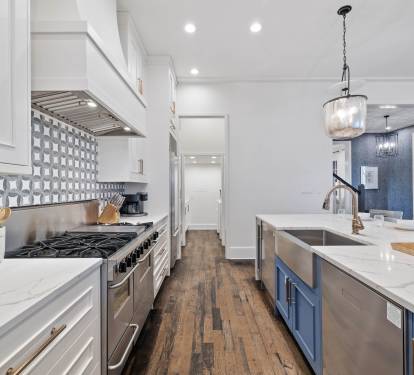 Kitchen - Featuring a new Firestar Six-burner Gas Range