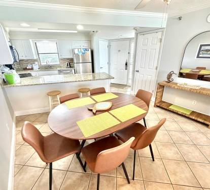 Dining area for 6