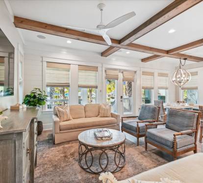 1st Floor Living Area - Ample Seating