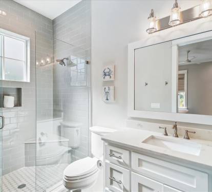 King Guest En-Suite - Single Vanity & Walk-In Shower
