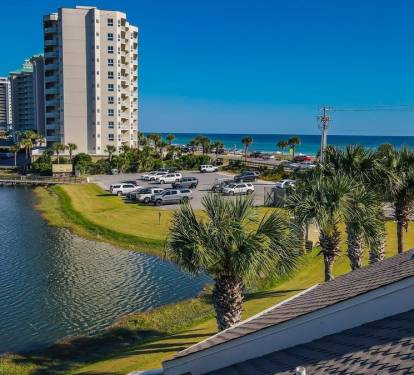 Scenic view of the Gulf - drone shots