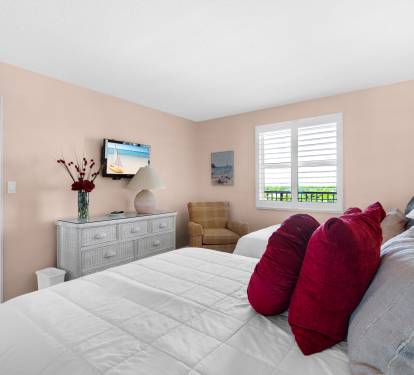 Bedroom 2 with Flat Screen TV