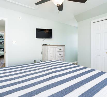 Endless Summer Bedroom 2