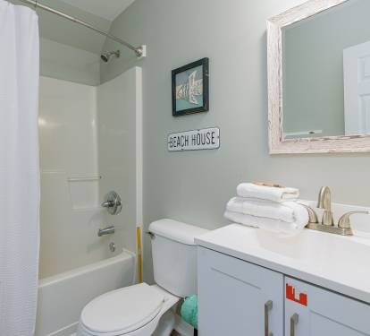 Endless Summer Bathroom 2