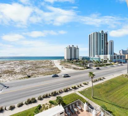 20 Grand Beach Penthouse 3 View