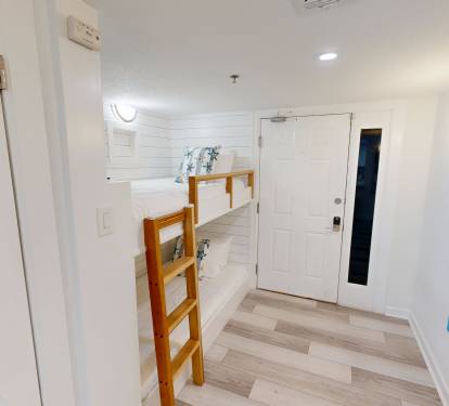 Bunk Beds (Entry)