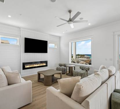 Well Appointed Living Area with Electric Fireplace