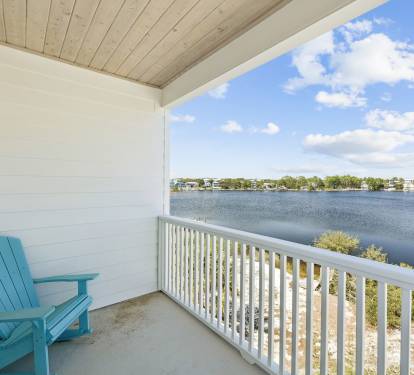 Enjoy a Private Balcony Overlooking Eastern Lake!