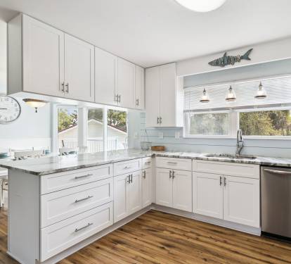 Ample Counter Space for Prepping Meals