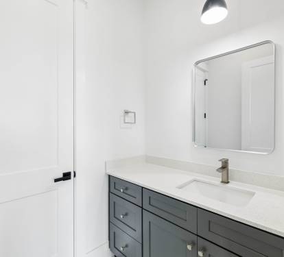 1st Floor Guest Bathroom - Single Vanity