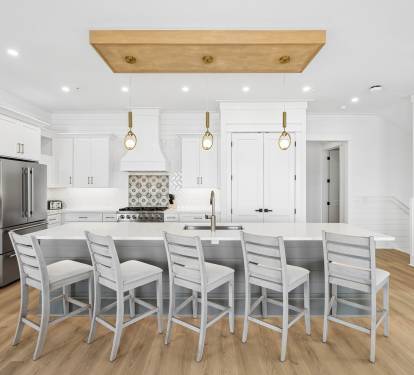 Spacious & Fully Equipped Gourmet Chef's Kitchen