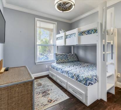 1st Floor - Bunk Room