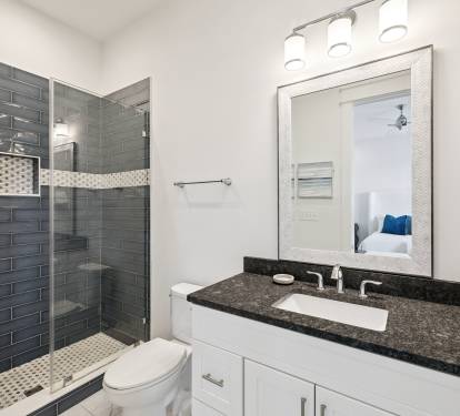 King Guest En-Suite - Single Vanity + Walk-In Shower