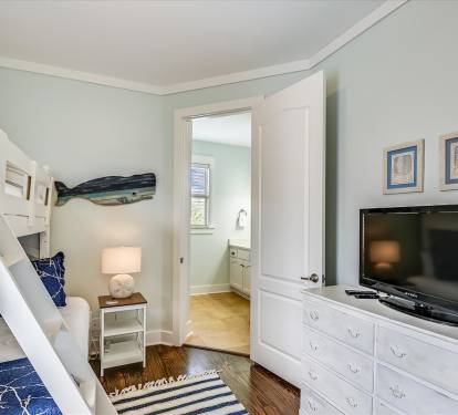 2nd Floor Bunk Room - Providing Private Access to a Jack and Jill Bathroom