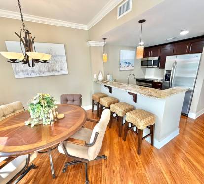 Dining area for 4+