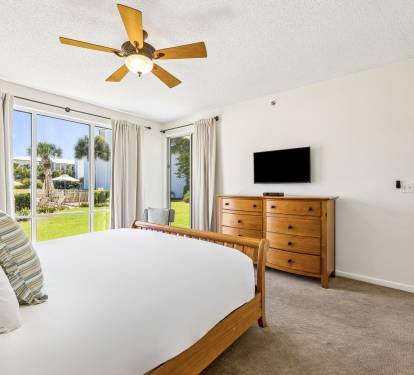 Primary King Suite - Patio Access + Flat-Screen TV