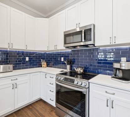 Fully Equipped Chef's Kitchen