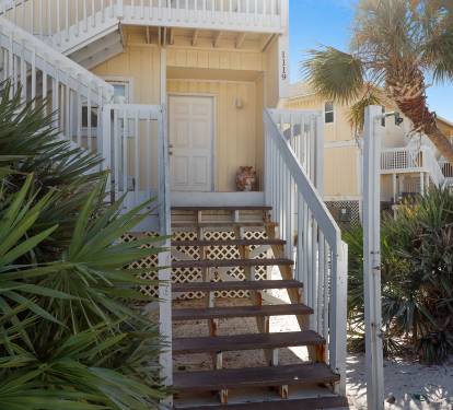 Steps up to Condo.