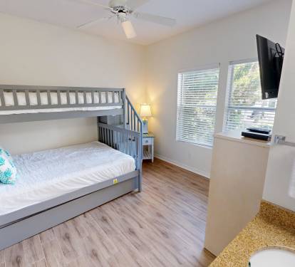 Guest Bedroom 1