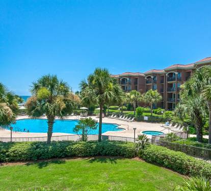 Large Complex Pool