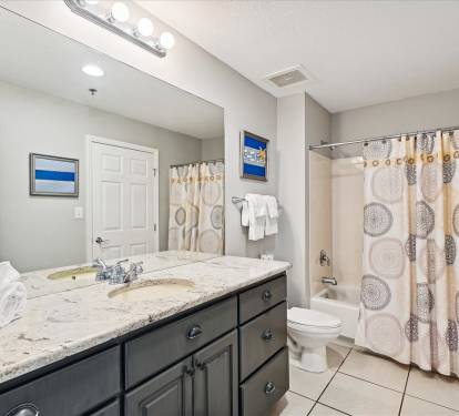 Spa-Like Bath Retreat