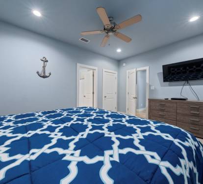 Koastal Kabana Bedroom 2 with King Bed