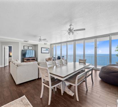 9 San Carlos Penthouse 5 Dining Area