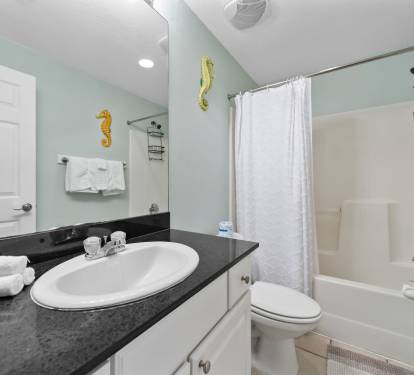 26 San Carlos Penthouse 5 Bathroom 3