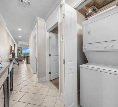 19 WH521 LAUNDRY
