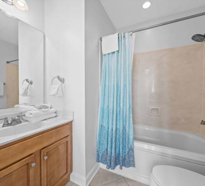 24 Lagoon Tower 902 Bathroom 3