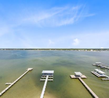 27 Lagoon Tower 902 View