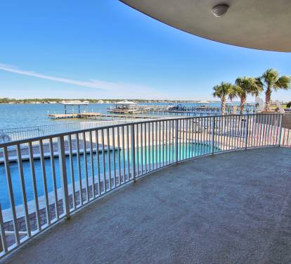 3 - Sundeck (1)