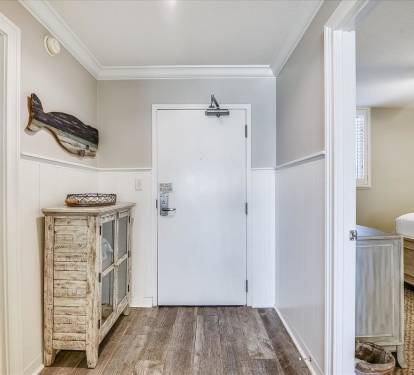 Floor Plan-Entry-_KLH7739